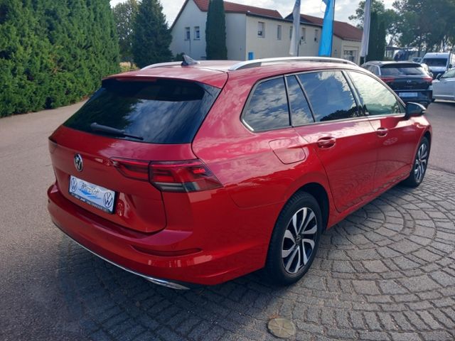 Volkswagen Golf 2022 г. Красный, пробег 40187 км