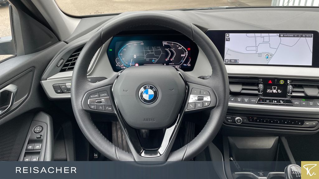 BMW 118 2023 г. Чёрный, пробег 51494 км