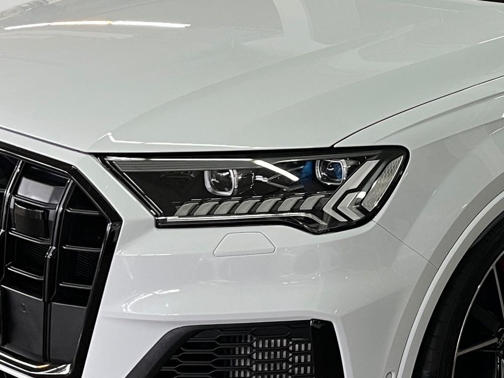 Audi SQ7 2023 г. Белый, пробег 50453 км