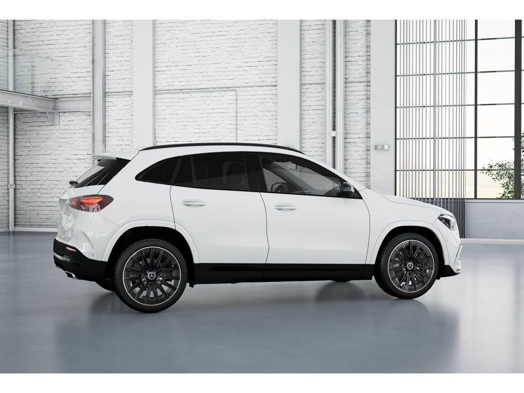 Mercedes-Benz GLA 220 2025 г. Белый, пробег 15881 км