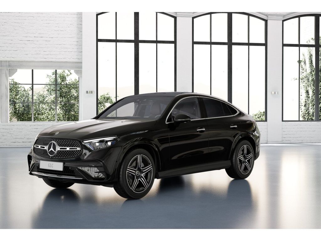 Mercedes-Benz GLC 300 2024 г. Чёрный, пробег 33000 км