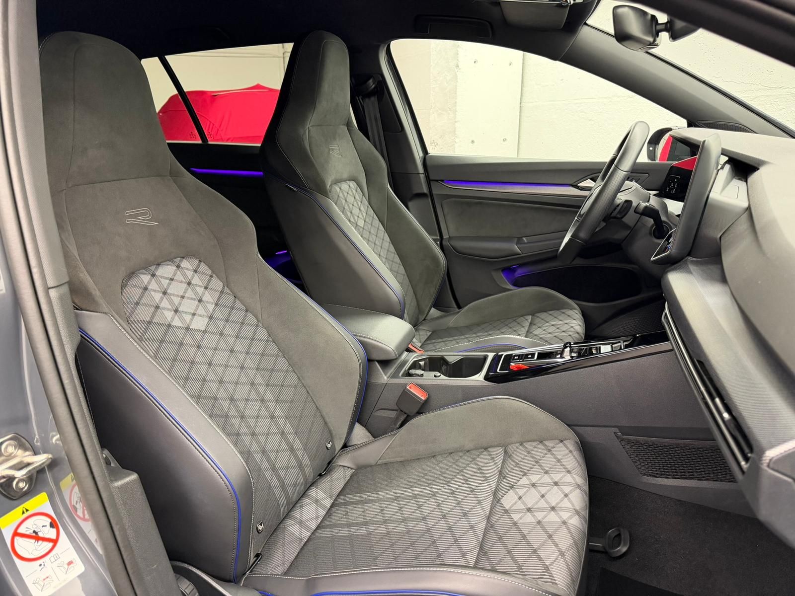 Volkswagen Golf 2025 г. Серый, пробег 49979 км