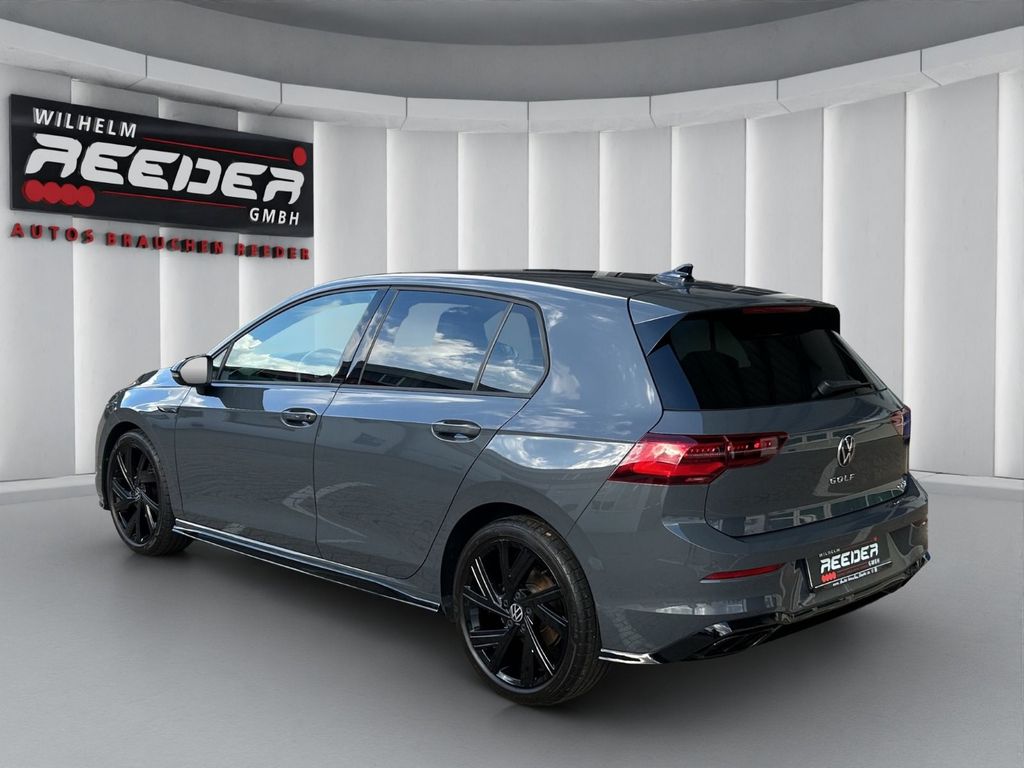 Volkswagen Golf 2024 г. Серый, пробег 35133 км