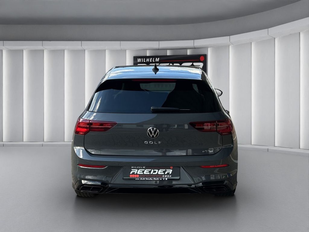 Volkswagen Golf 2024 г. Серый, пробег 35133 км