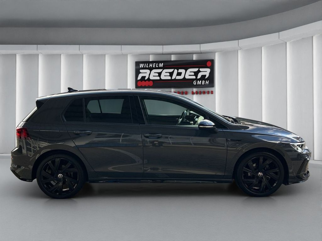Volkswagen Golf 2024 г. Серый, пробег 35133 км