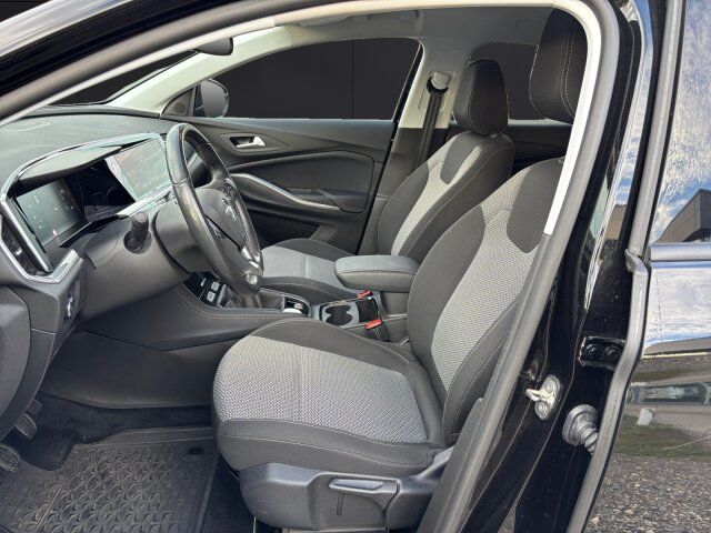 Opel GRANDLAND (X) 2022 г. Чёрный, пробег 34489 км
