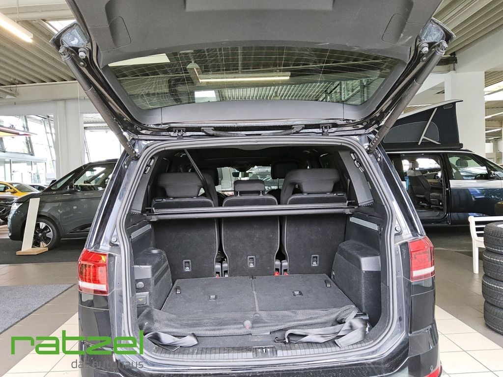 Volkswagen Touran 2023 г. Чёрный, пробег 36952 км