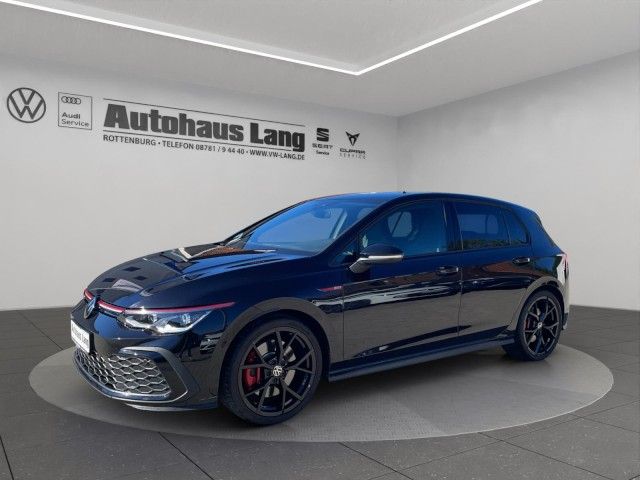 Volkswagen Golf 2023 г. Чёрный, пробег 43978 км
