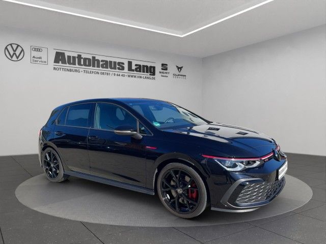 Volkswagen Golf 2023 г. Чёрный, пробег 43978 км