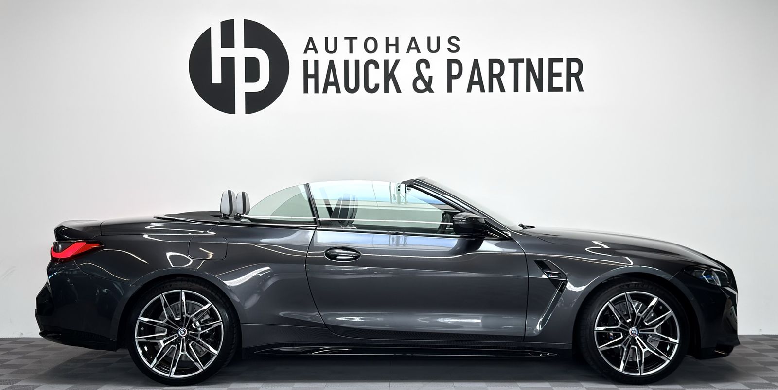 BMW M4 2022 г. Серый, пробег 41500 км