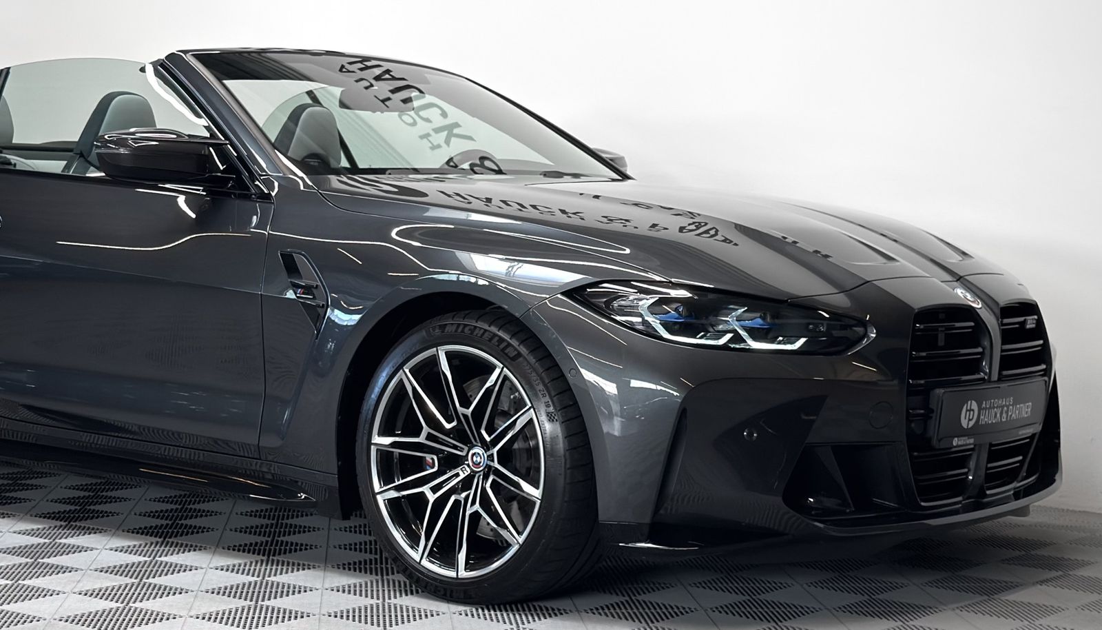 BMW M4 2022 г. Серый, пробег 41500 км