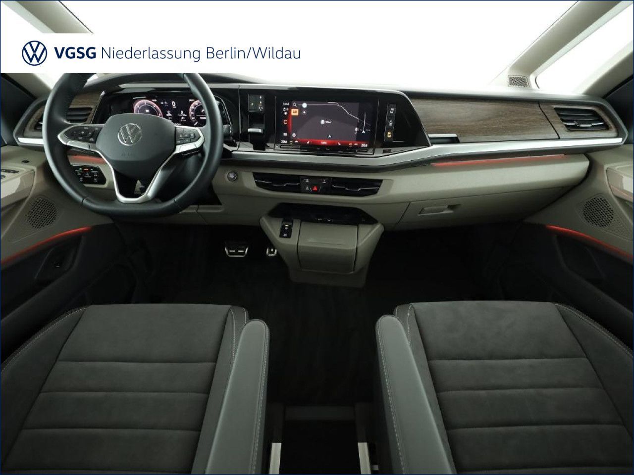 Volkswagen T7 MULTIVAN 2026 г. Чёрный, пробег 28110 км