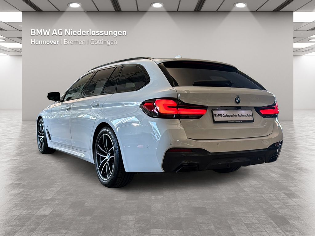 BMW 530 2023 г. Белый, пробег 24759 км