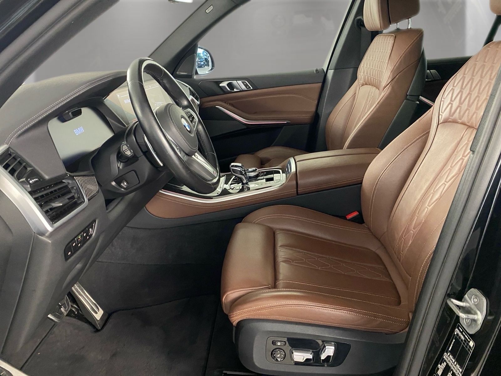 BMW X5 M50 2022 г. Чёрный, пробег 59404 км