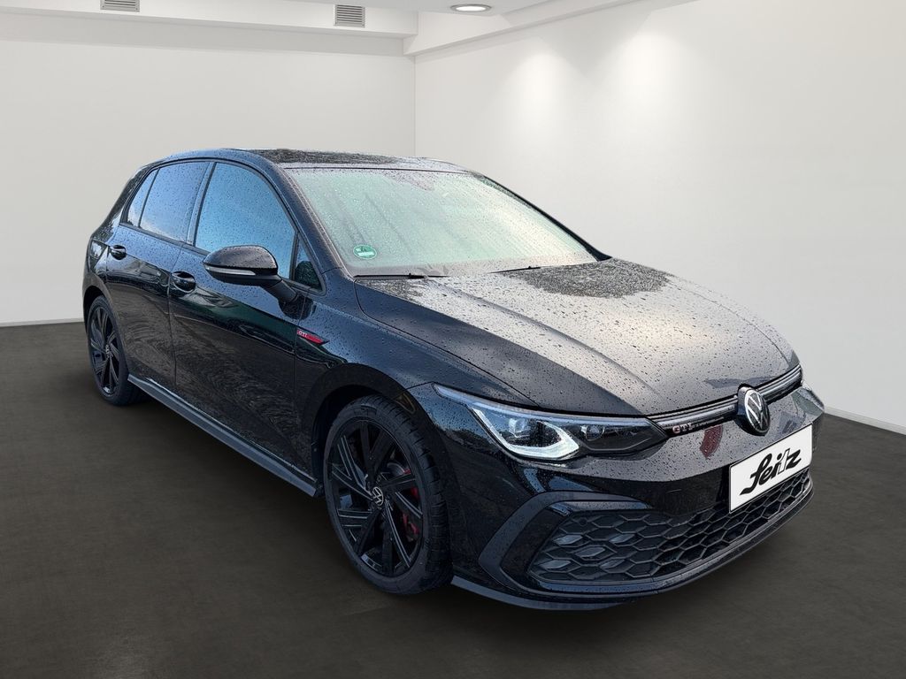 Volkswagen Golf 2024 г. Чёрный, пробег 28895 км