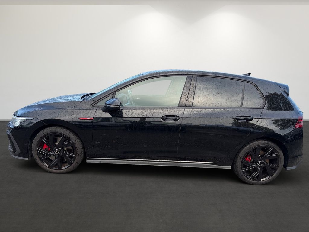 Volkswagen Golf 2024 г. Чёрный, пробег 28895 км