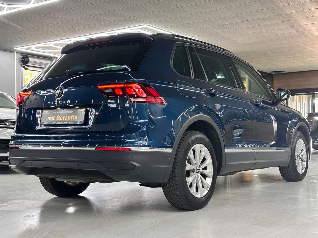 Volkswagen Tiguan 2022 г. Синий, пробег 40420 км