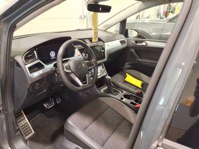 Volkswagen Touran 2026 г. Серый, пробег 28204 км
