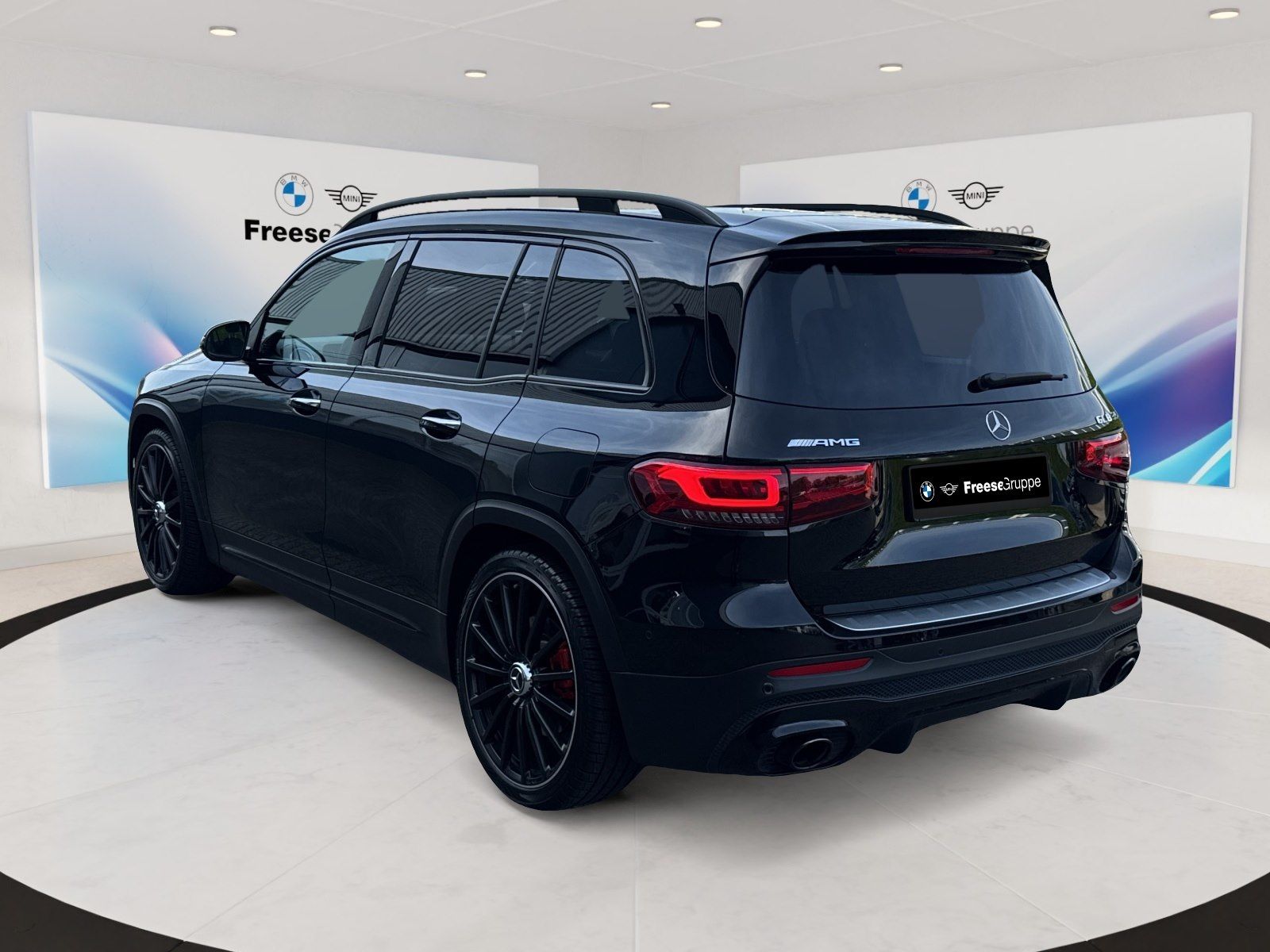 Mercedes-Benz GLB 35 AMG 2023 г. Чёрный, пробег 33118 км