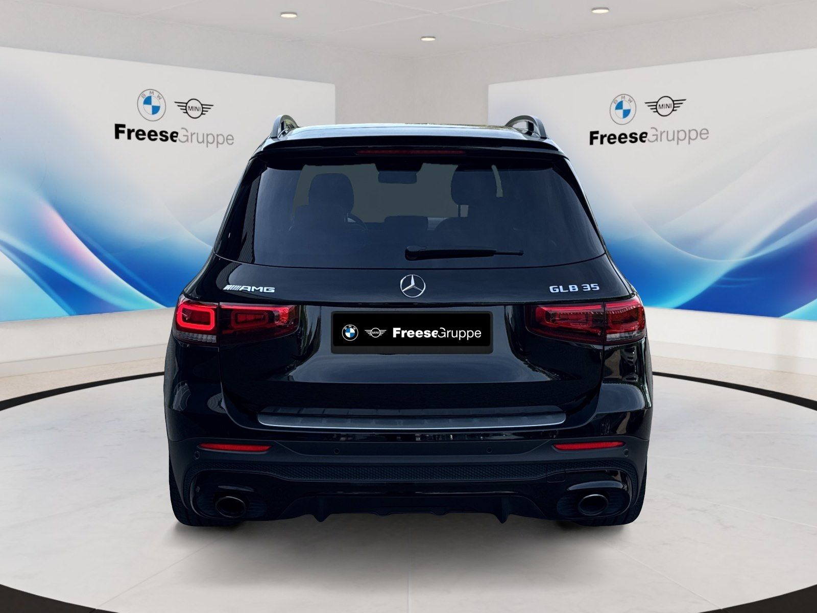 Mercedes-Benz GLB 35 AMG 2023 г. Чёрный, пробег 33118 км