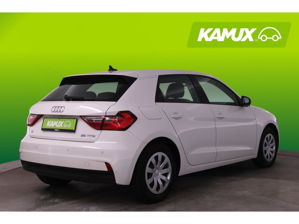 Audi A1 2023 г. Белый, пробег 21400 км
