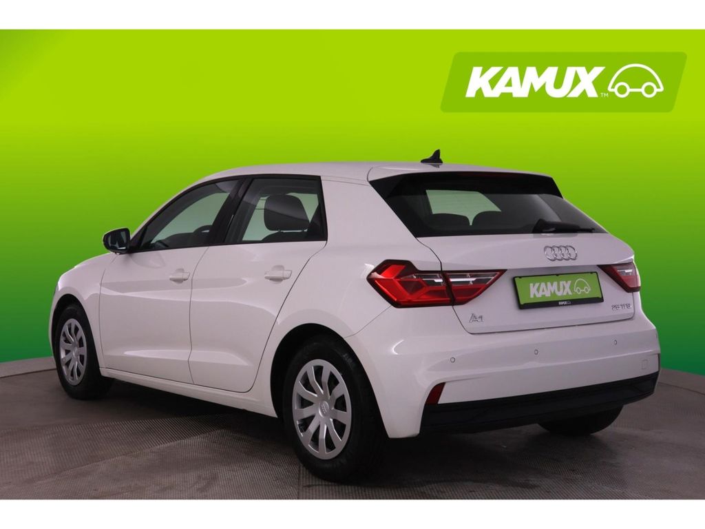 Audi A1 2023 г. Белый, пробег 21400 км