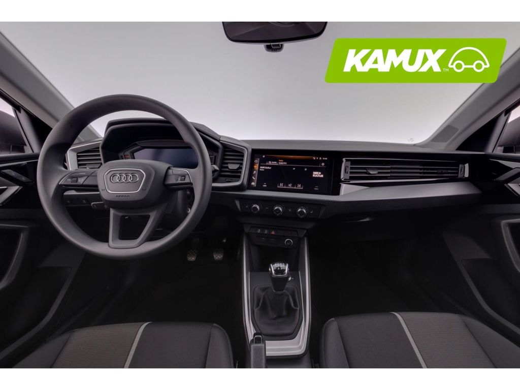 Audi A1 2023 г. Белый, пробег 21400 км