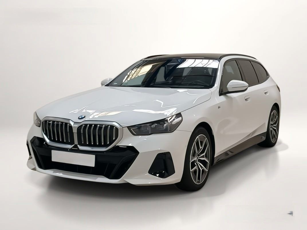 BMW 520 2025 г. Белый, пробег 44600 км