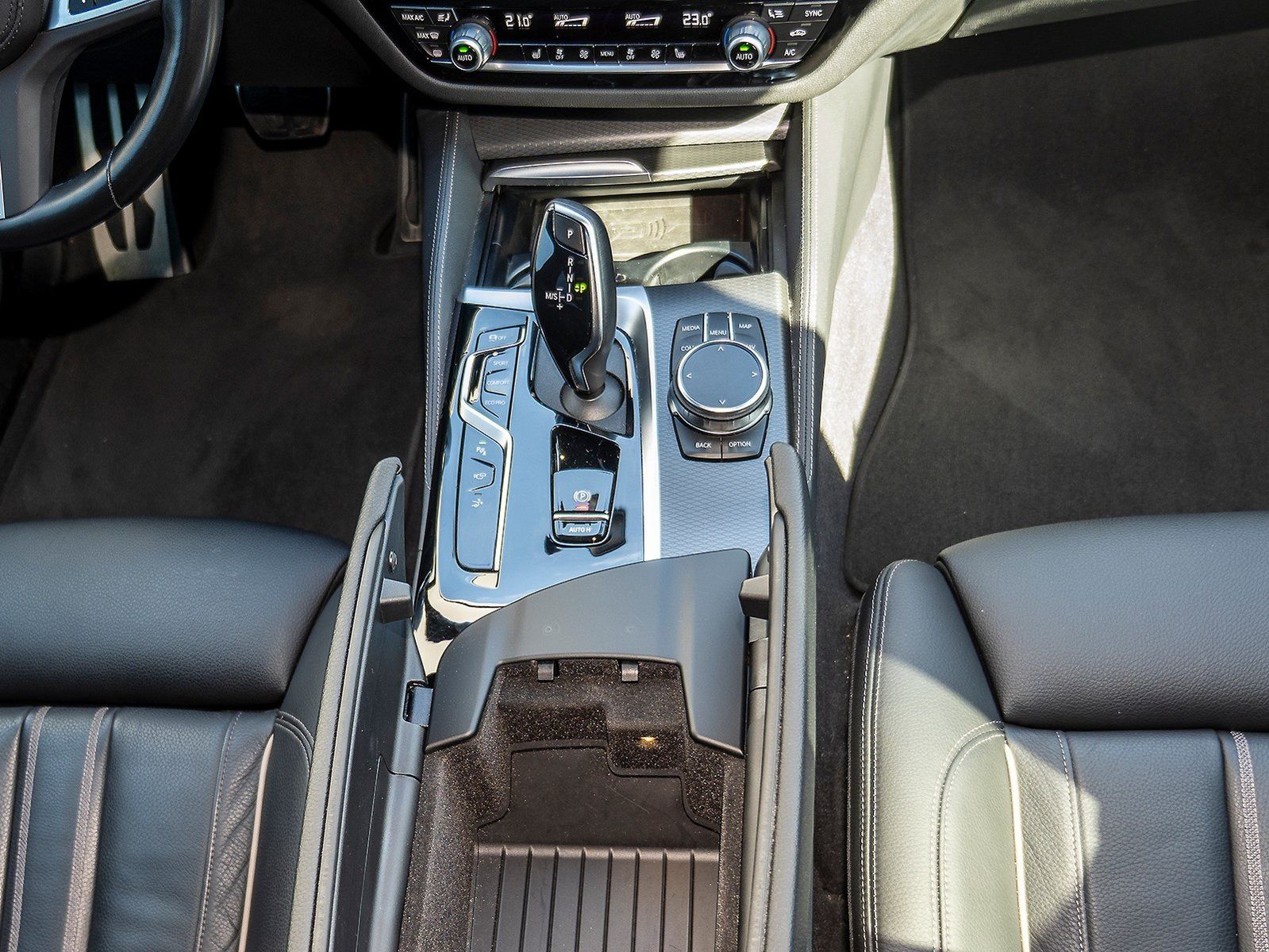 BMW 640 GRAN TURISMO 2023 г. Чёрный, пробег 59846 км