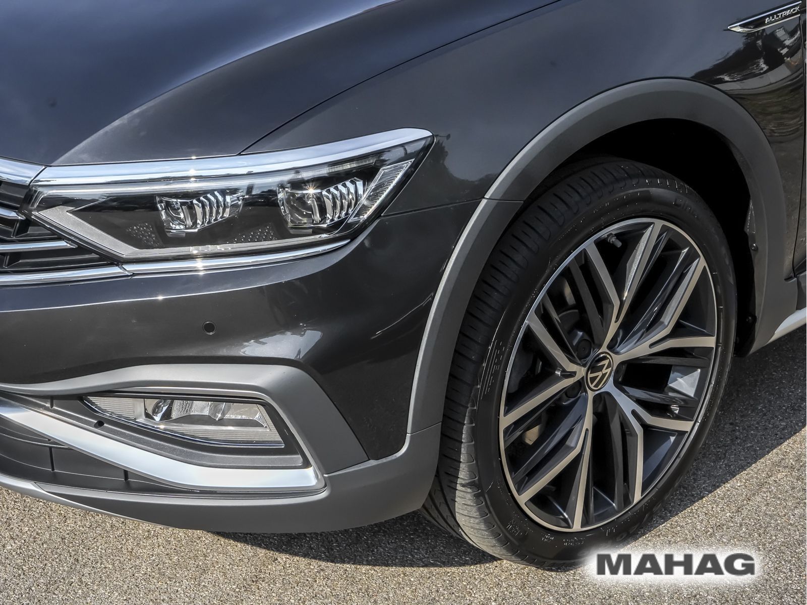 Volkswagen PASSAT ALLTRACK 2023 г. Серый, пробег 49809 км