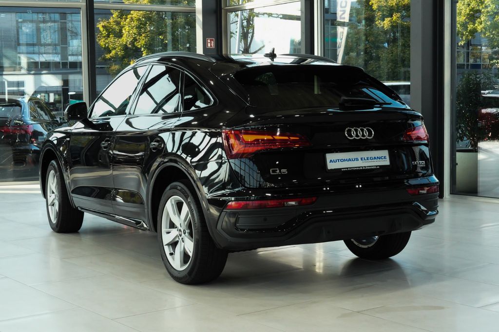 Audi Q5 2022 г. Чёрный, пробег 48809 км