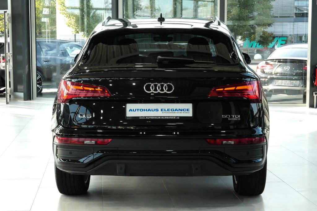 Audi Q5 2022 г. Чёрный, пробег 48809 км