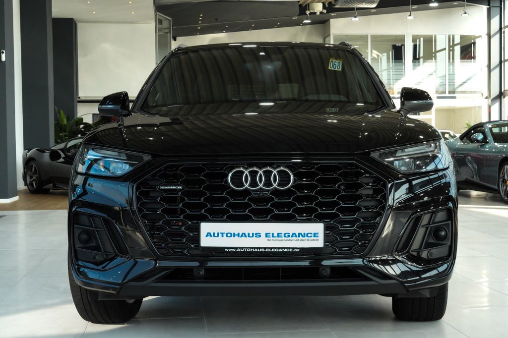 Audi Q5 2022 г. Чёрный, пробег 48809 км