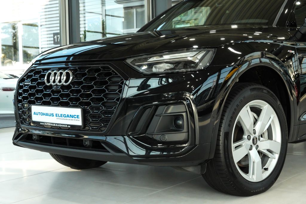 Audi Q5 2022 г. Чёрный, пробег 48809 км