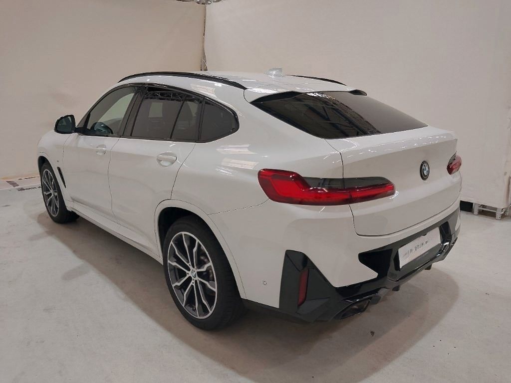 BMW X4 2025 г. Белый, пробег 44300 км