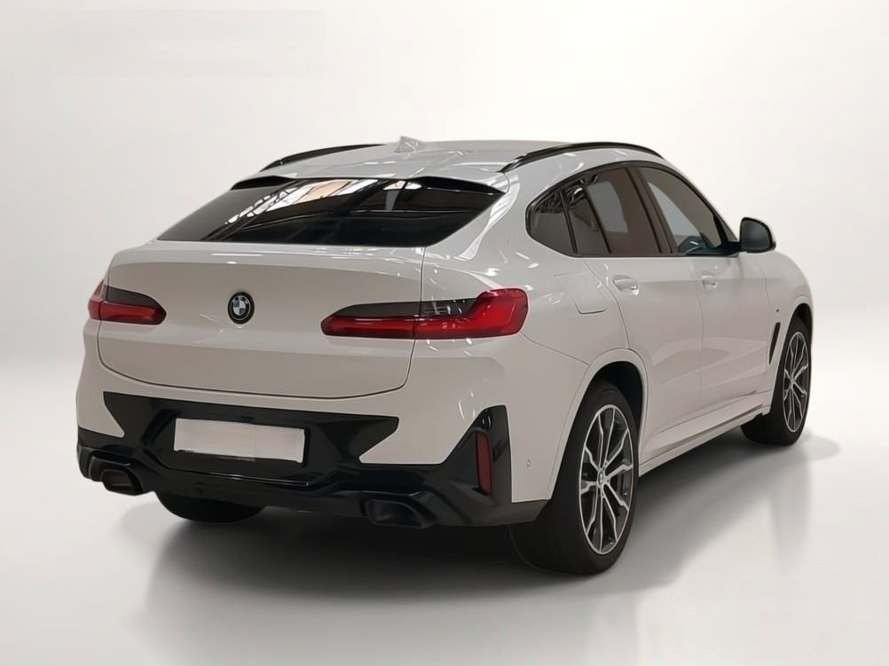 BMW X4 2025 г. Белый, пробег 44300 км