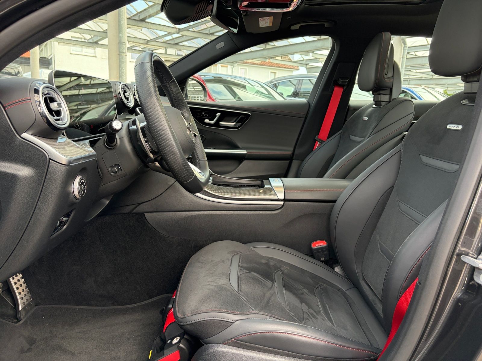 Mercedes-Benz C 43 AMG 2025 г. Серый, пробег 30000 км