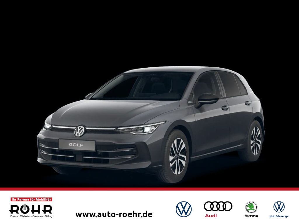 Volkswagen Golf 2026 г. Серый, пробег 14200 км
