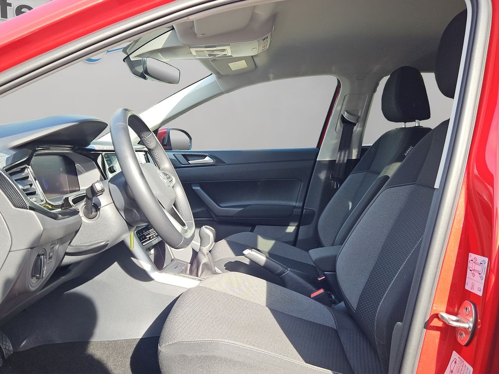 Volkswagen Taigo 2022 г. Красный, пробег 53900 км