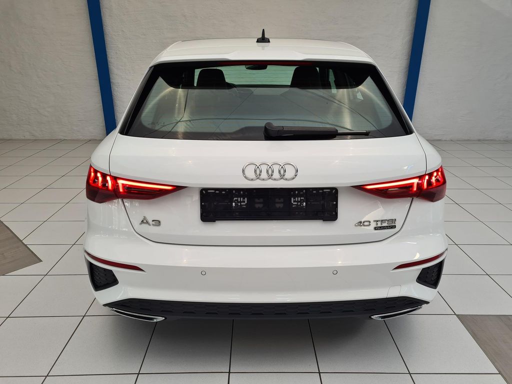 Audi A3 2022 г. Белый, пробег 50000 км