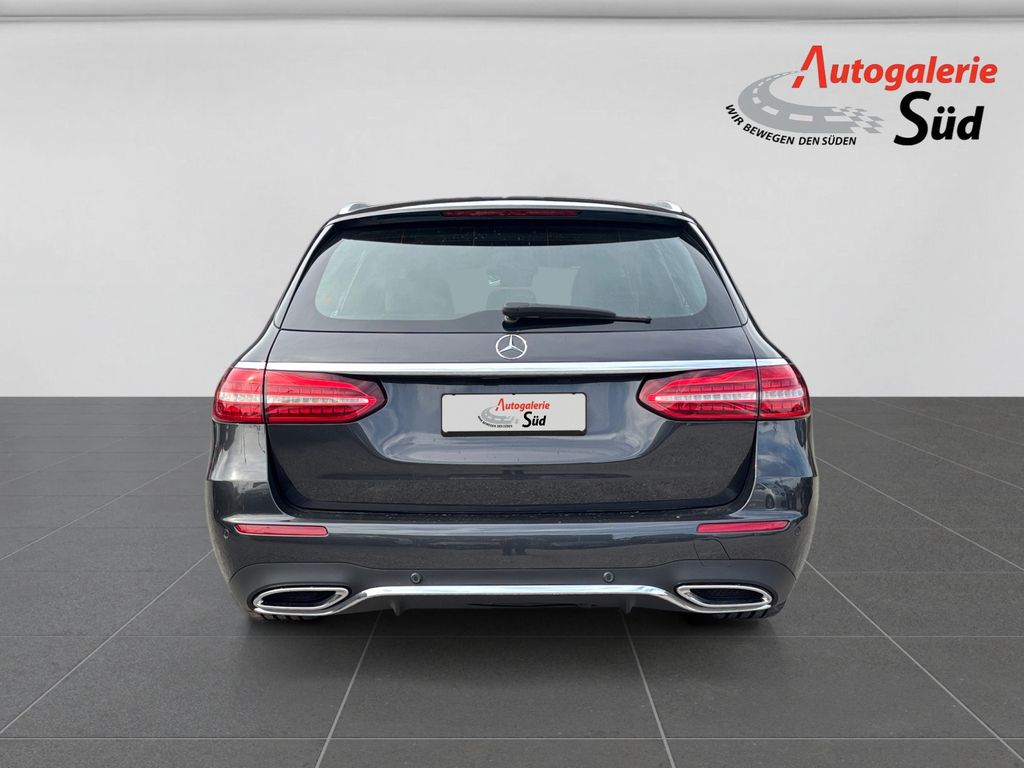 Mercedes-Benz E 400 2021 г. Серый, пробег 58790 км