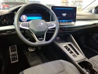 Volkswagen Golf 2026 г. Синий, пробег 24105 км