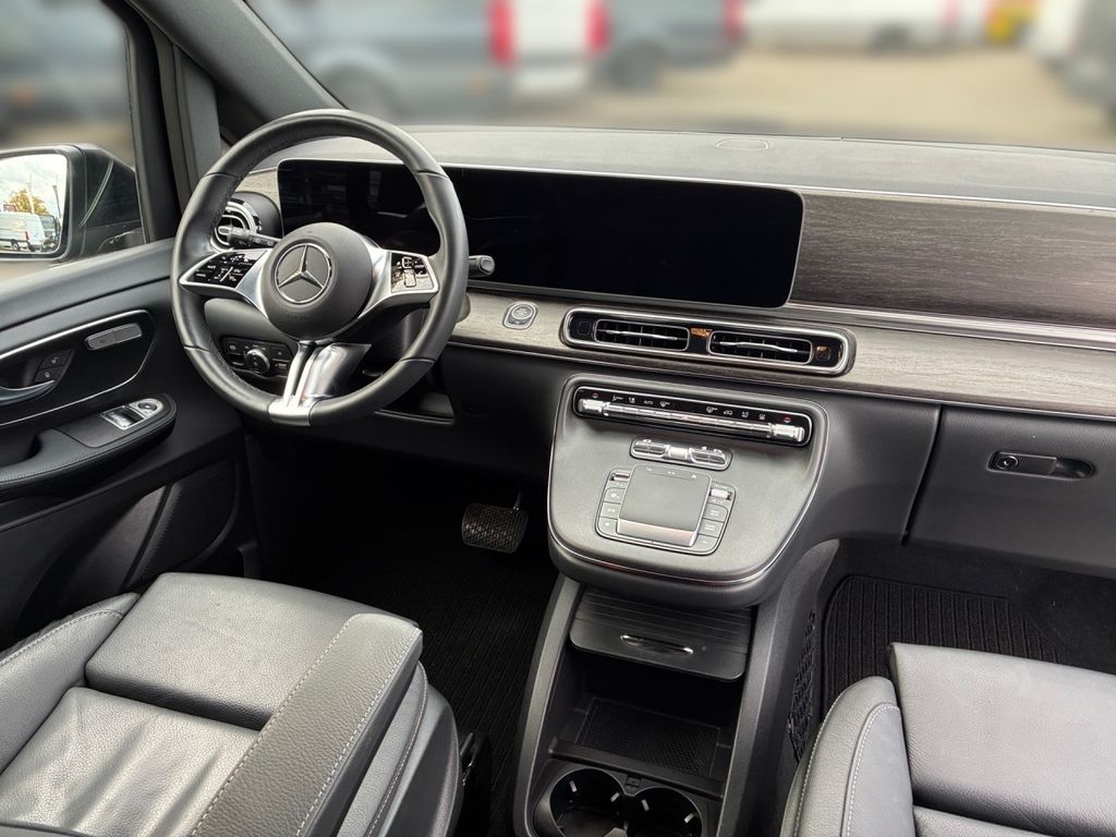 Mercedes-Benz V 250 2024 г. Чёрный, пробег 36444 км