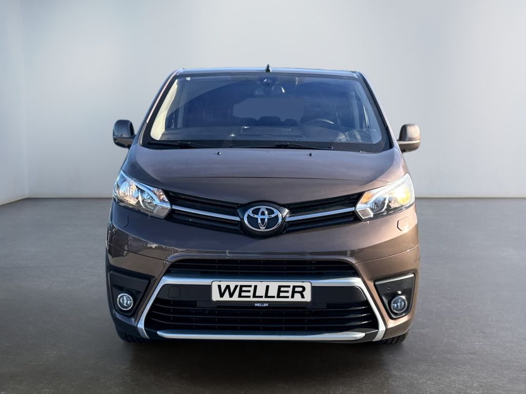 Toyota PROACE (VERSO) 2022 г. Коричневый, пробег 46261 км