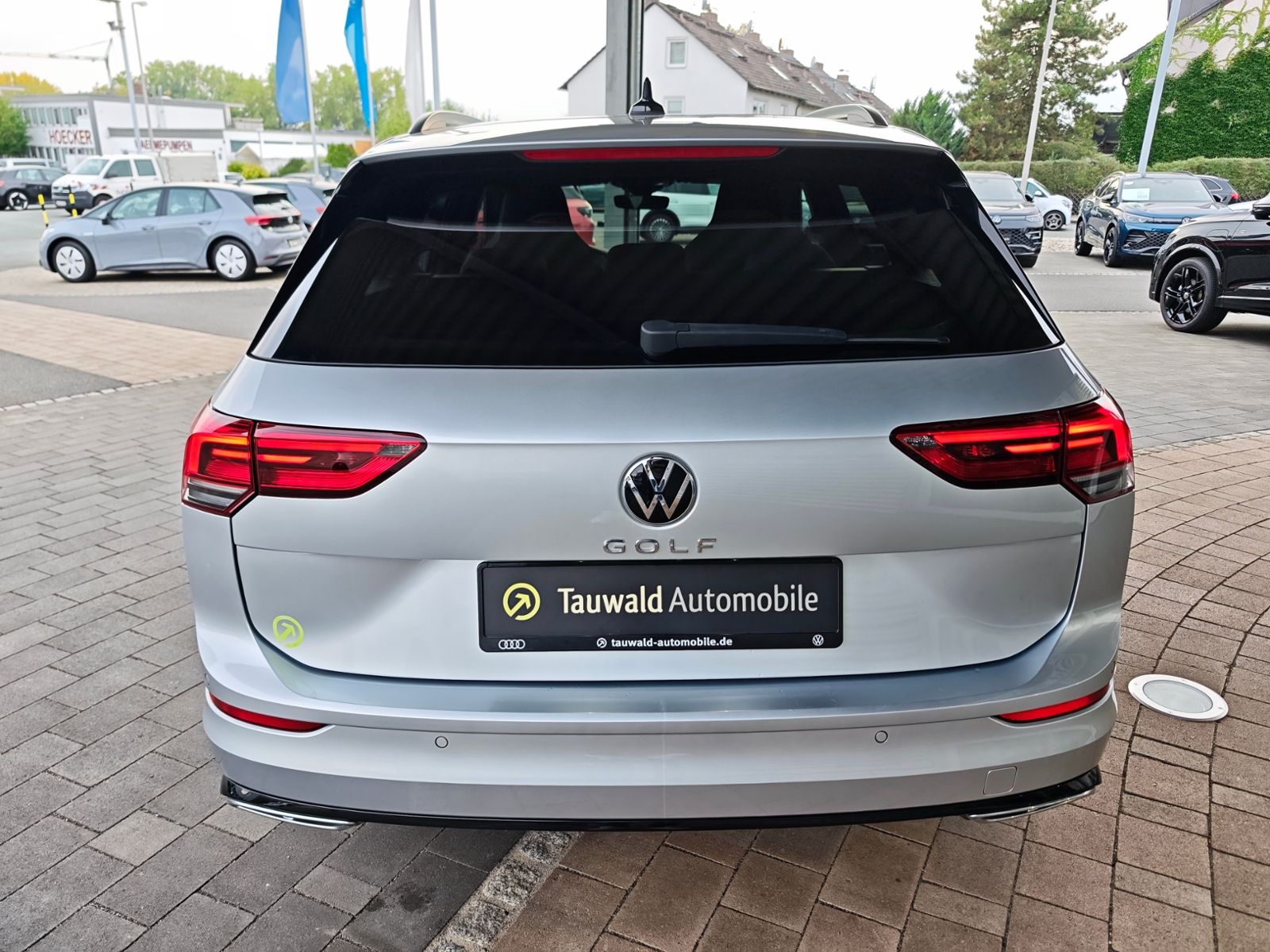 Volkswagen Golf 2023 г. Серебристый, пробег 45857 км