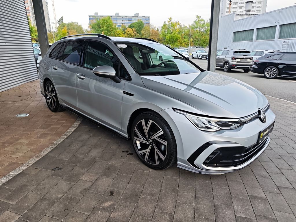 Volkswagen Golf 2023 г. Серебристый, пробег 45857 км