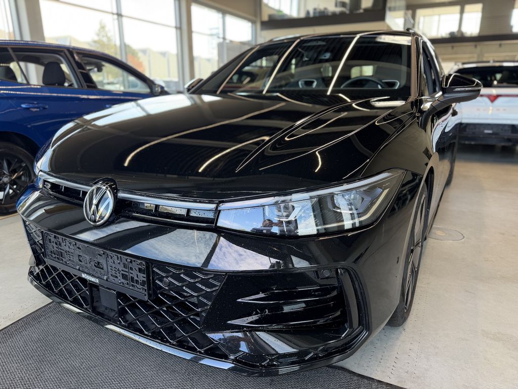 Volkswagen PASSAT VARIANT 2026 г. Чёрный, пробег 26276 км