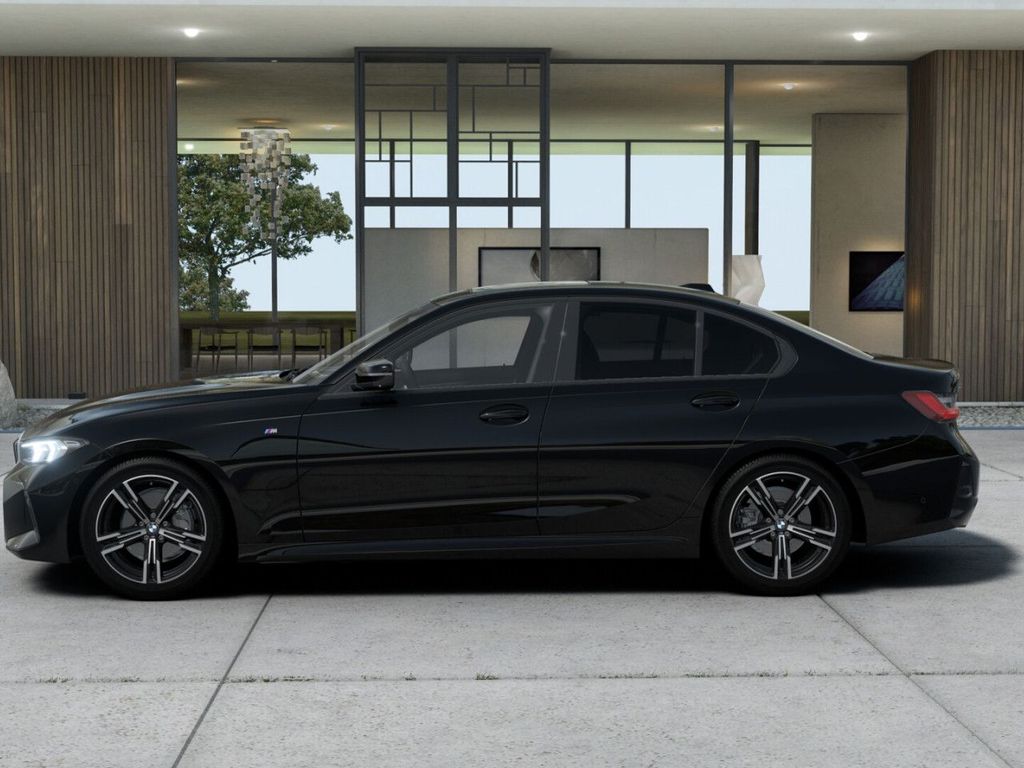 BMW 320 2026 г. Чёрный, пробег 24995 км
