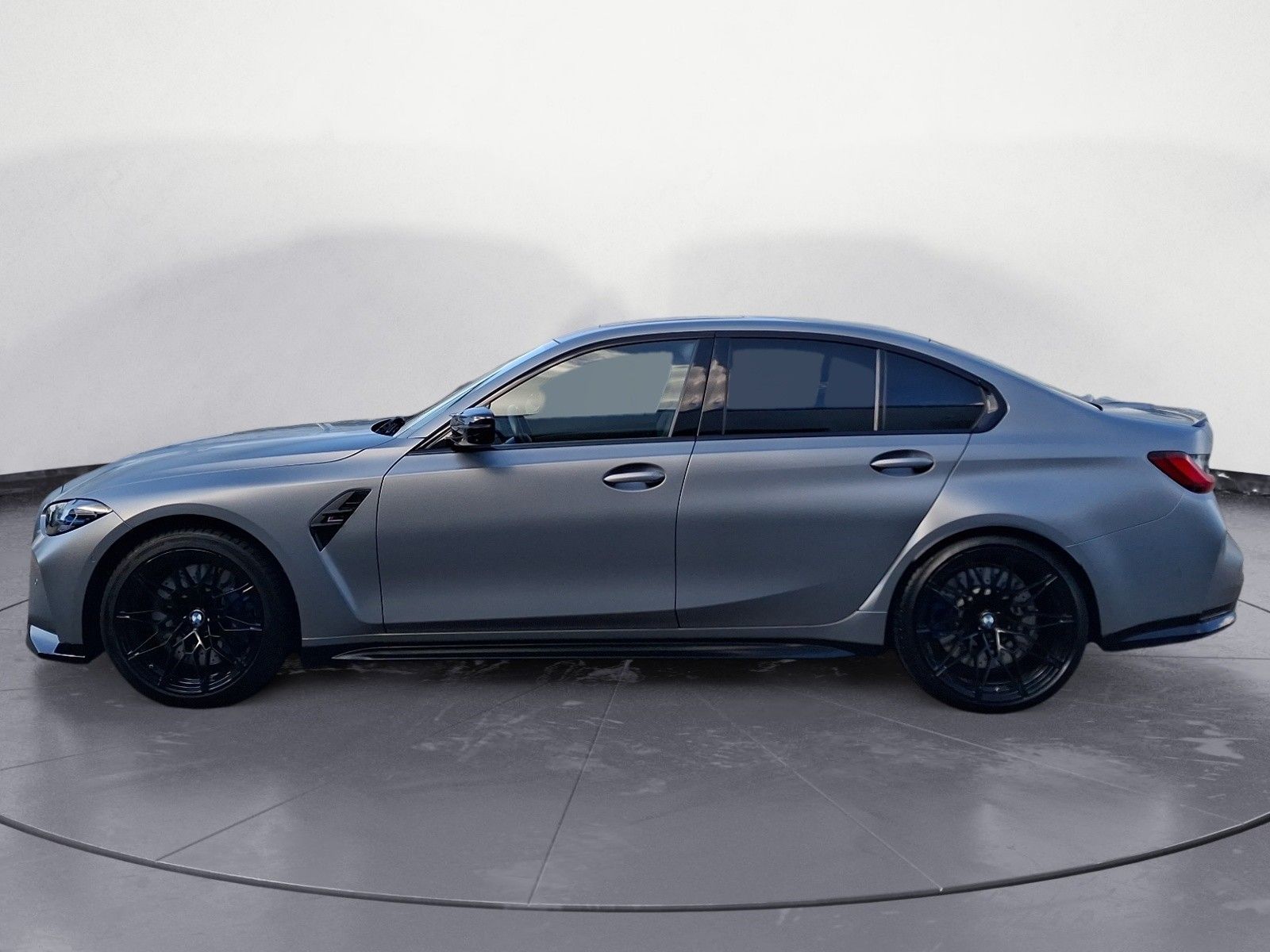 BMW M3 2023 г. Серый, пробег 50689 км