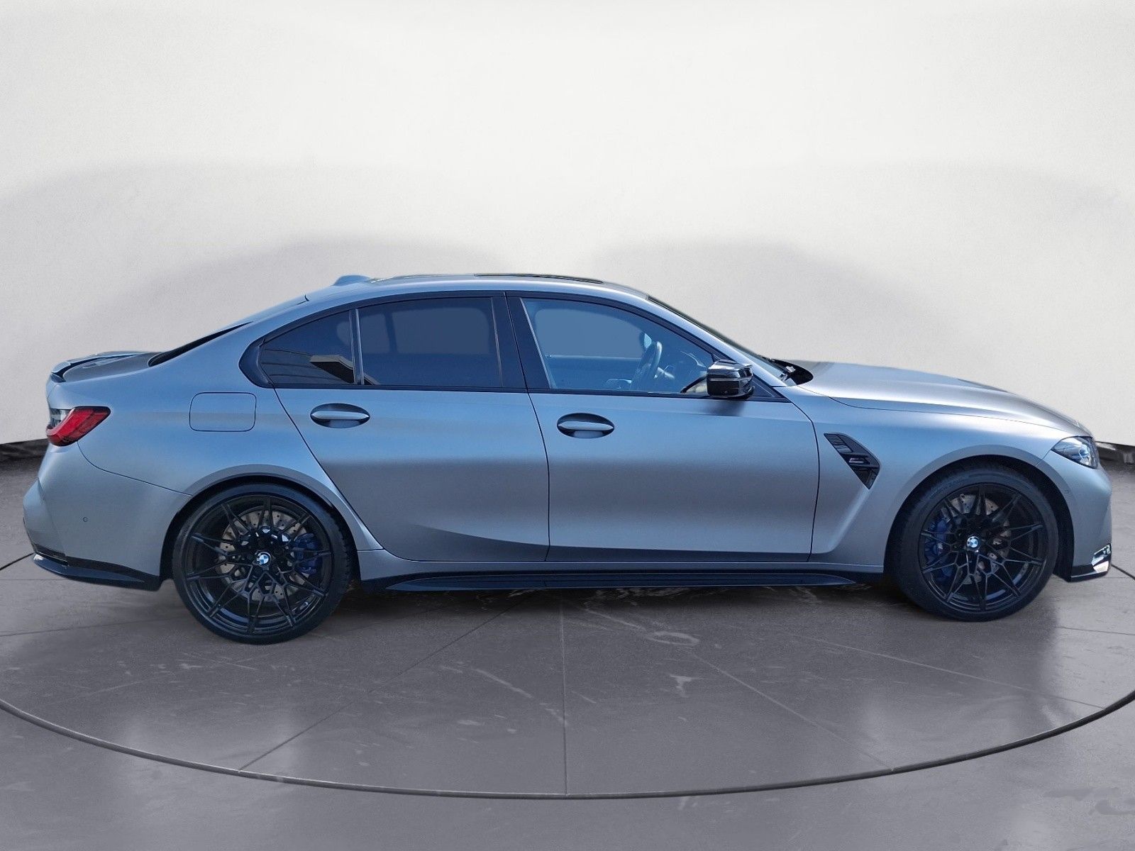 BMW M3 2023 г. Серый, пробег 50689 км